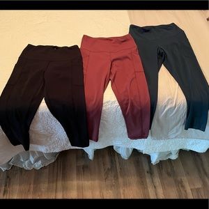 3 pair of gently loved Capri workout leggings size small.